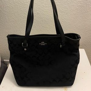 Authentic Coach Purse in Black